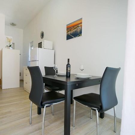 Apartment Nicol Задар Екстер'єр фото