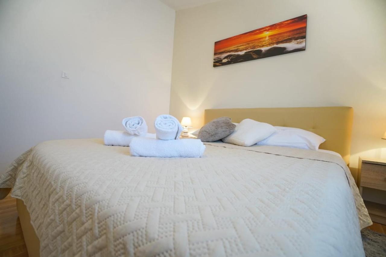 Apartment Nicol Задар Екстер'єр фото