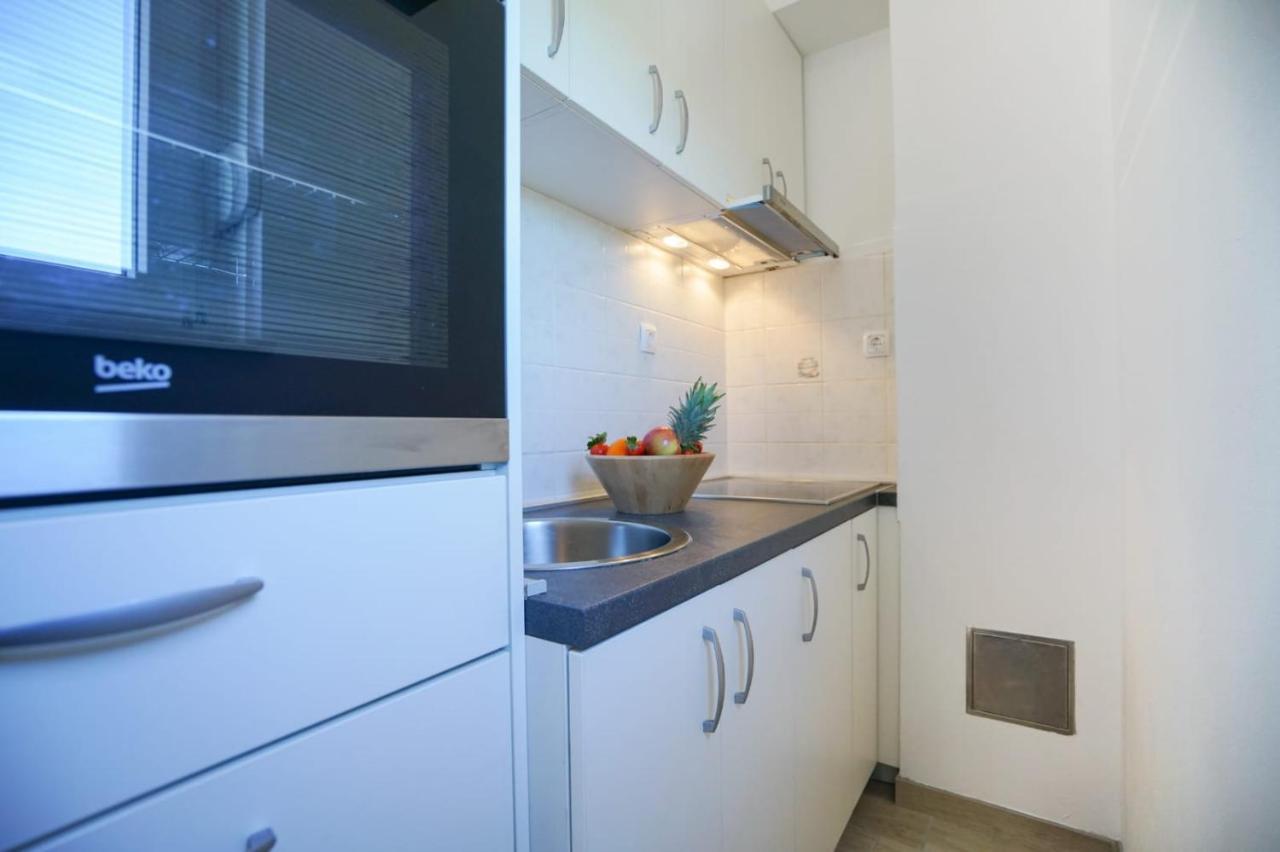Apartment Nicol Задар Екстер'єр фото